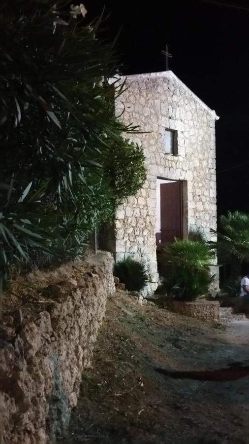 Villa Alessi - Dimora Storica Racalmuto Esterno foto