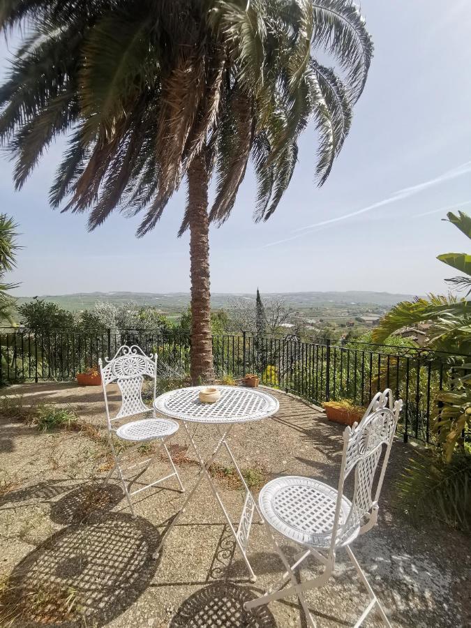 Villa Alessi - Dimora Storica Racalmuto Esterno foto